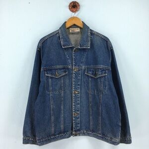 90s embroidered looney tunes patch Denim Jacket